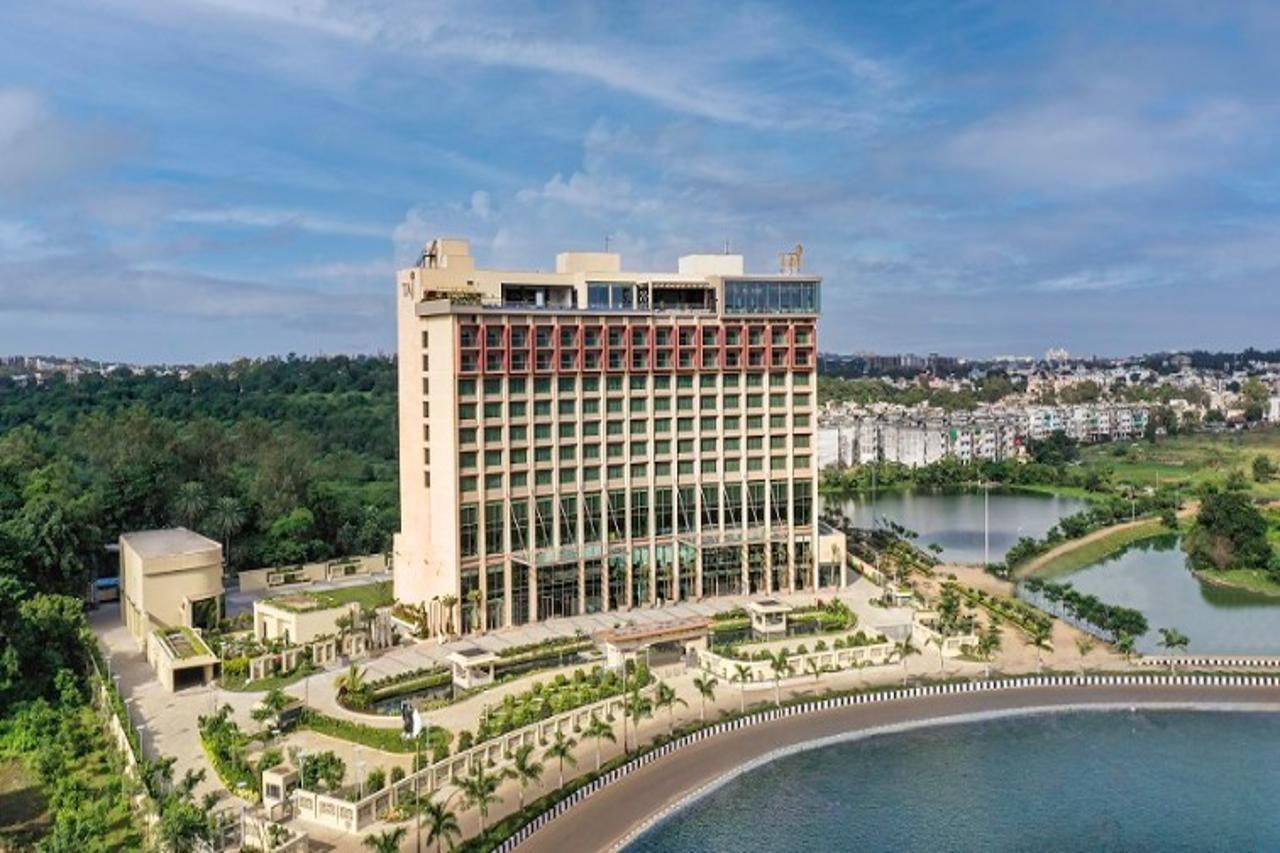 Taj Lakefront Bhopal Exterior photo