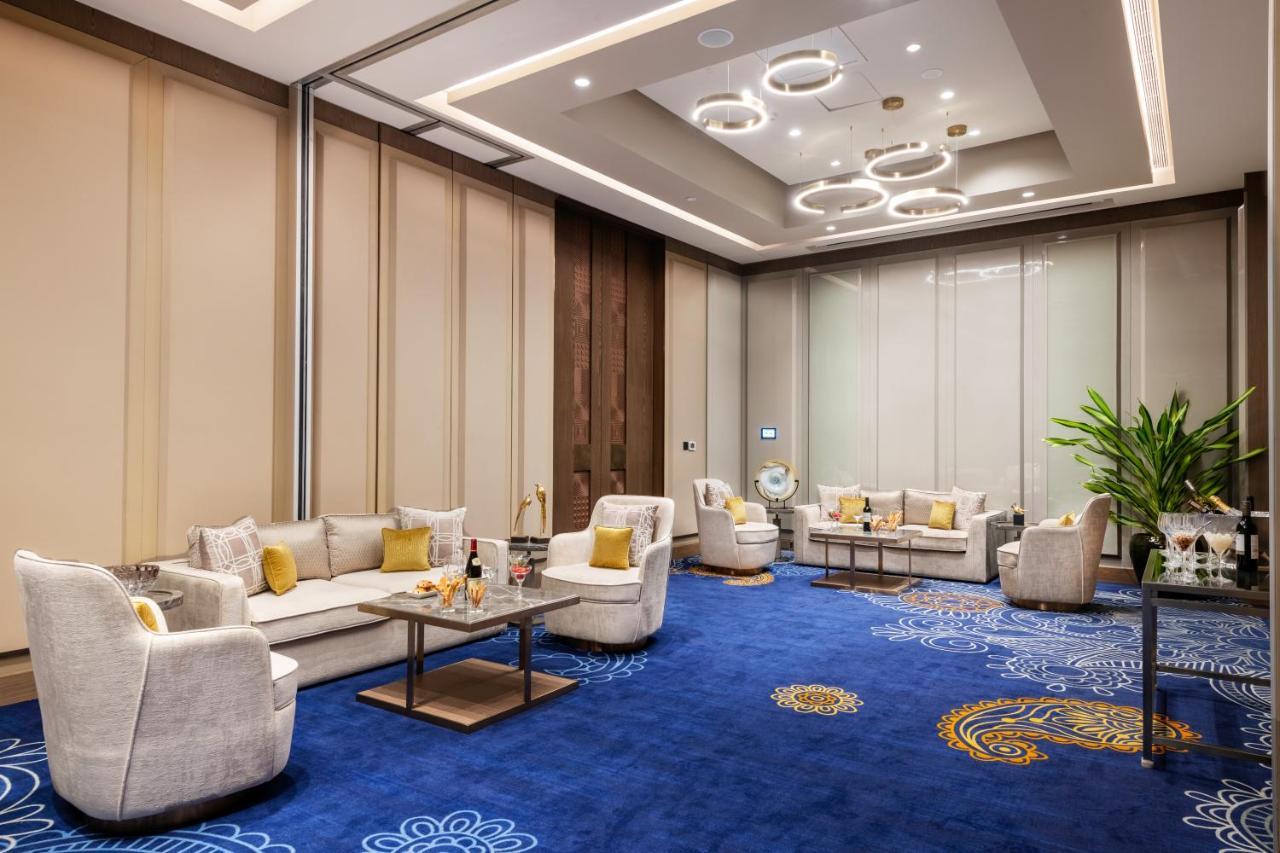 Taj Lakefront Bhopal Exterior photo