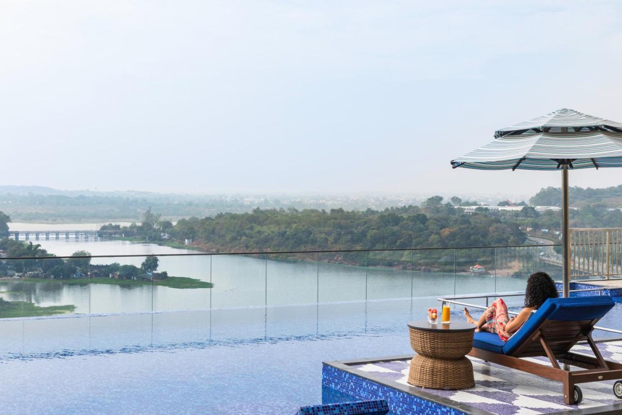 Taj Lakefront Bhopal Exterior photo